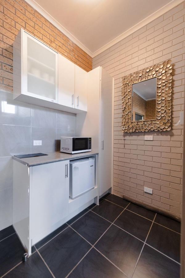 Colac Mid City Motor Inn Exteriér fotografie