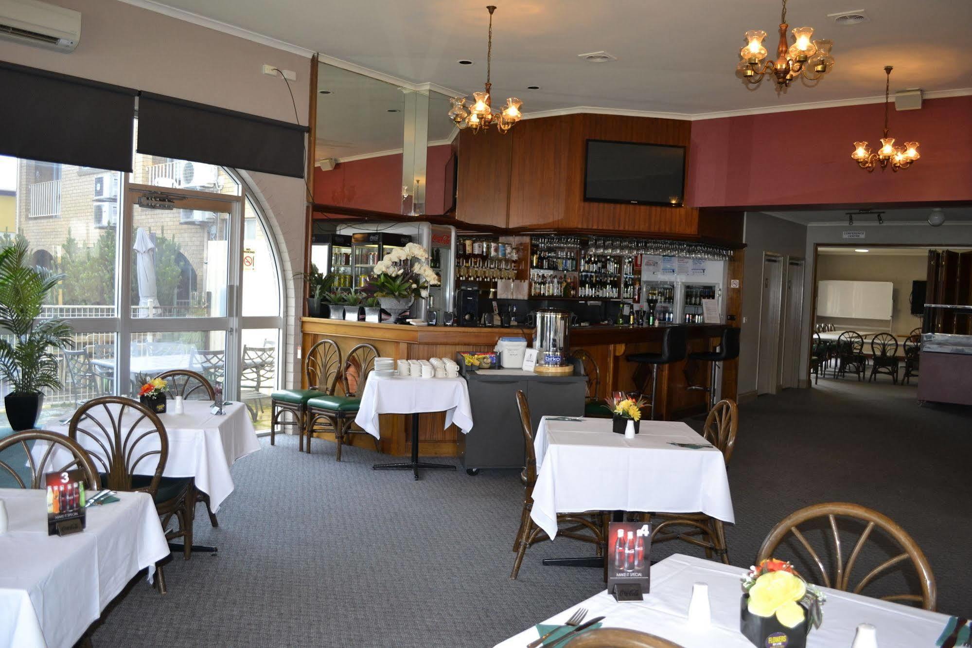 Colac Mid City Motor Inn Exteriér fotografie