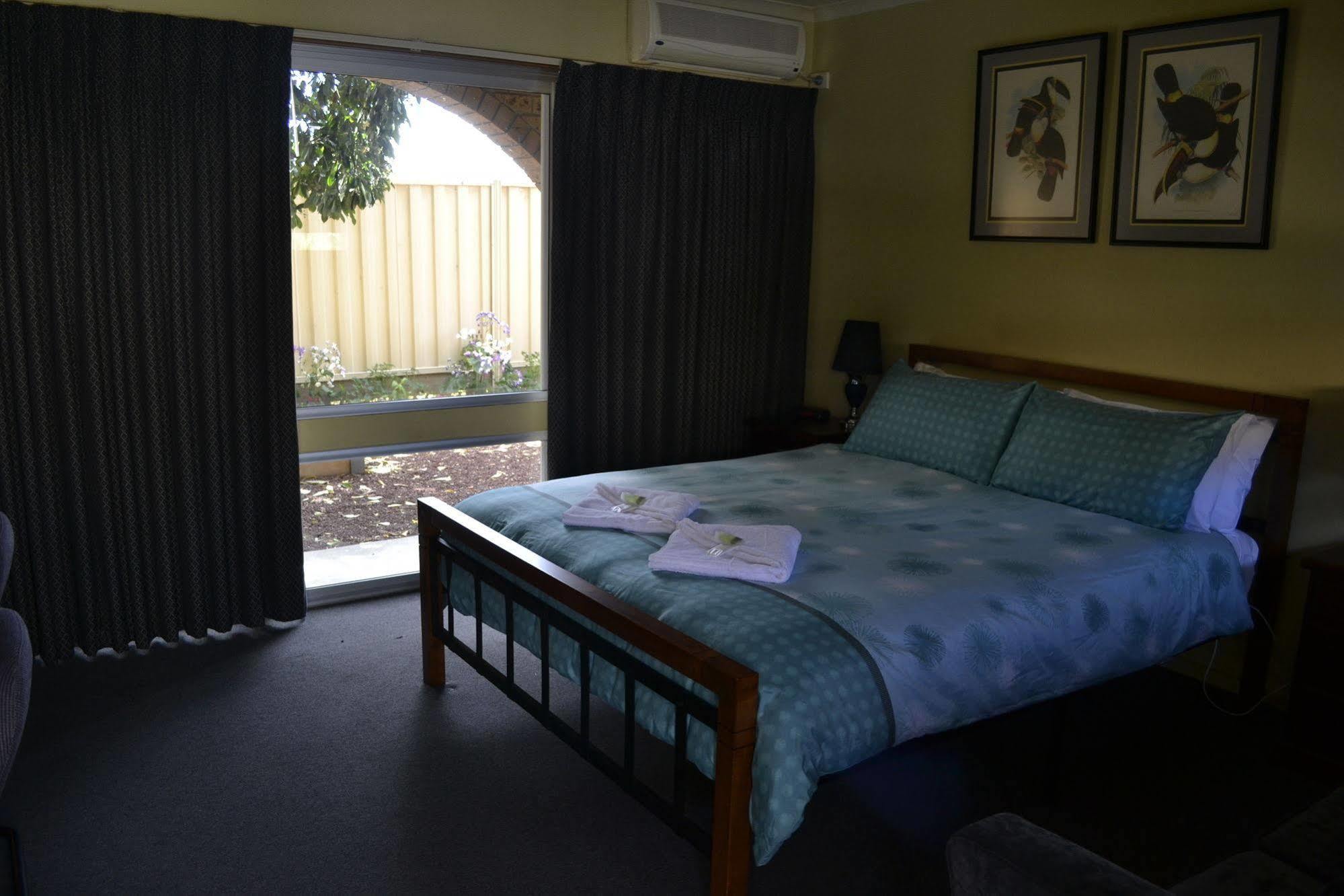 Colac Mid City Motor Inn Exteriér fotografie
