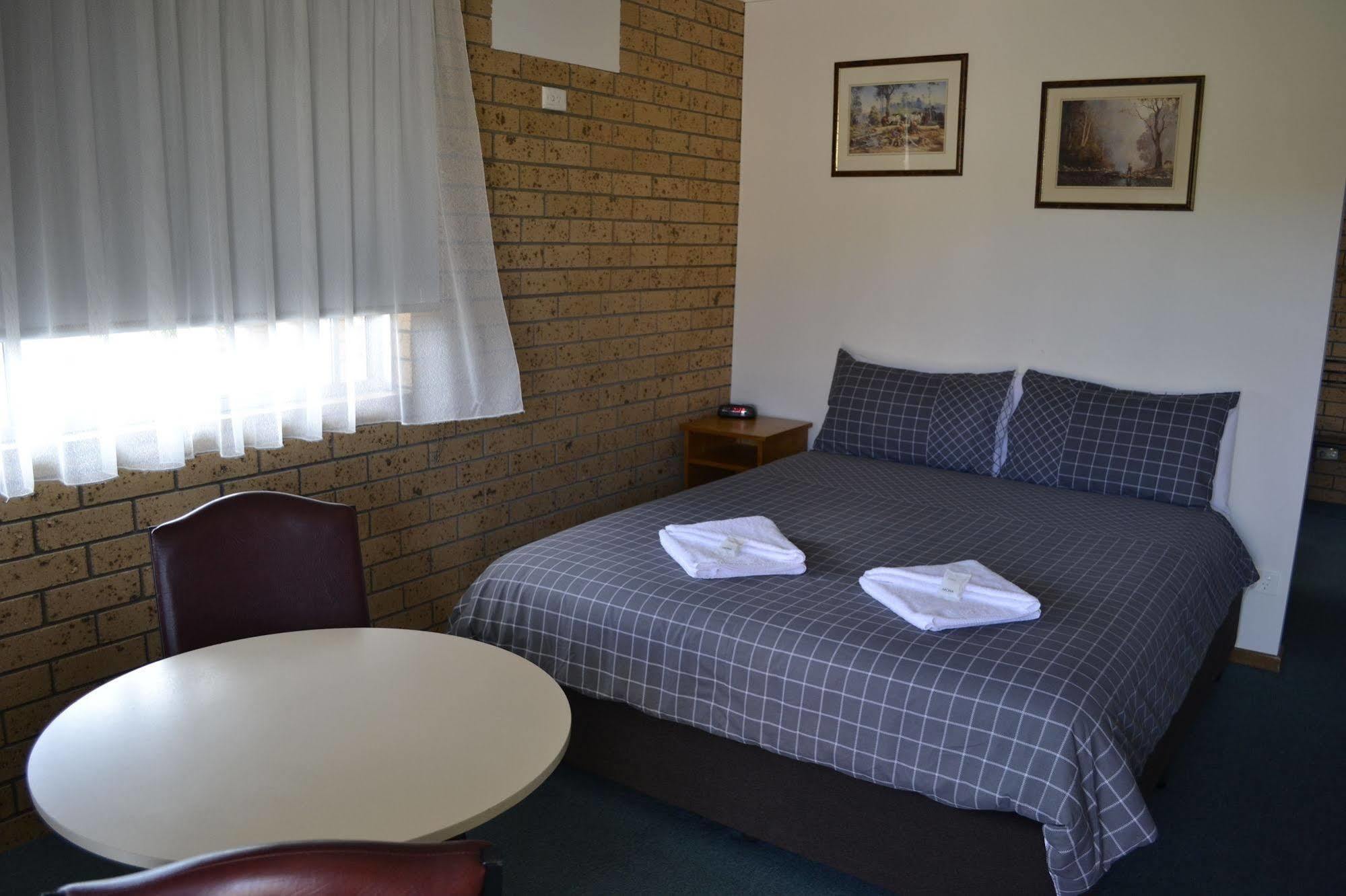 Colac Mid City Motor Inn Exteriér fotografie