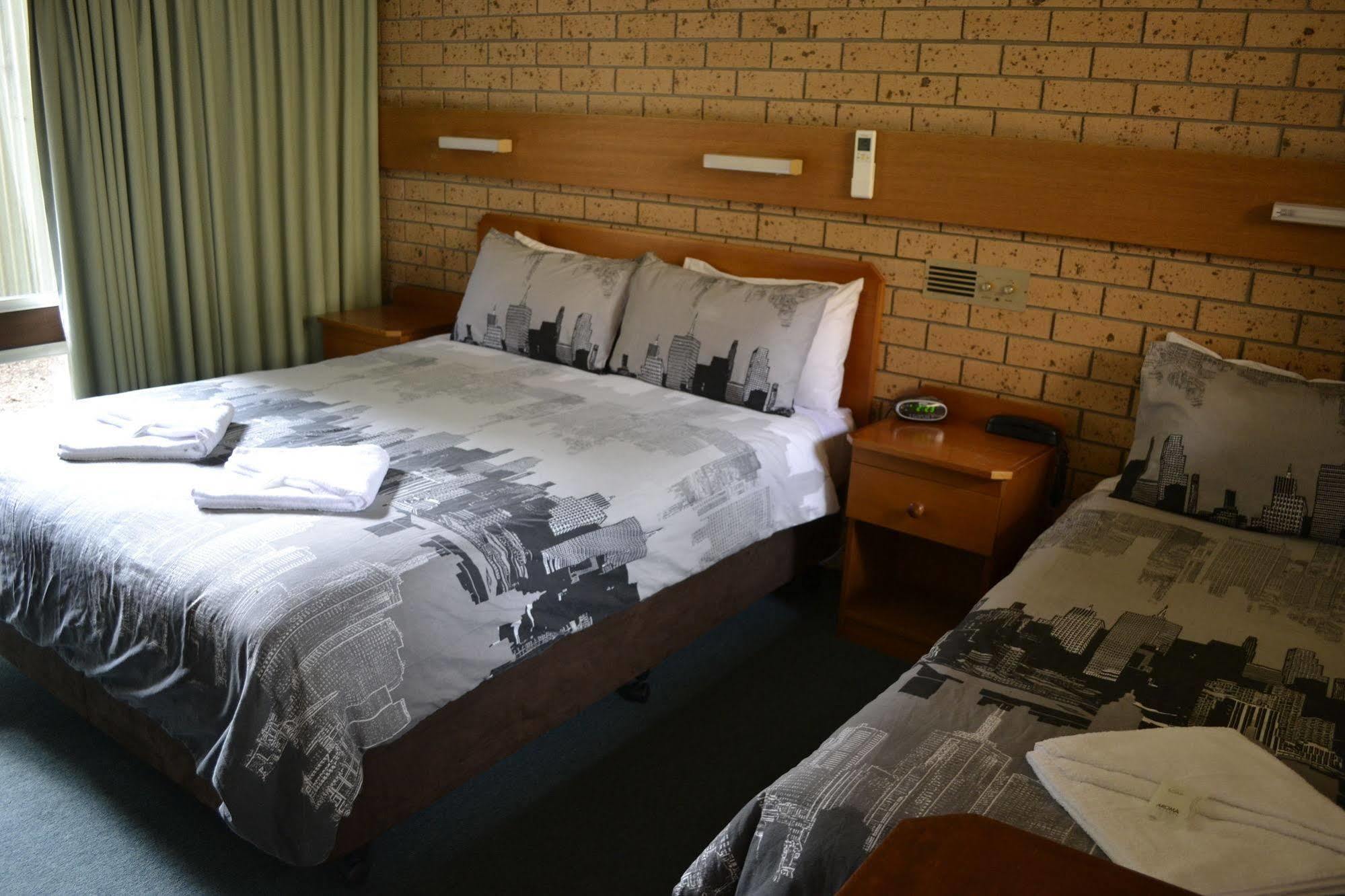 Colac Mid City Motor Inn Exteriér fotografie
